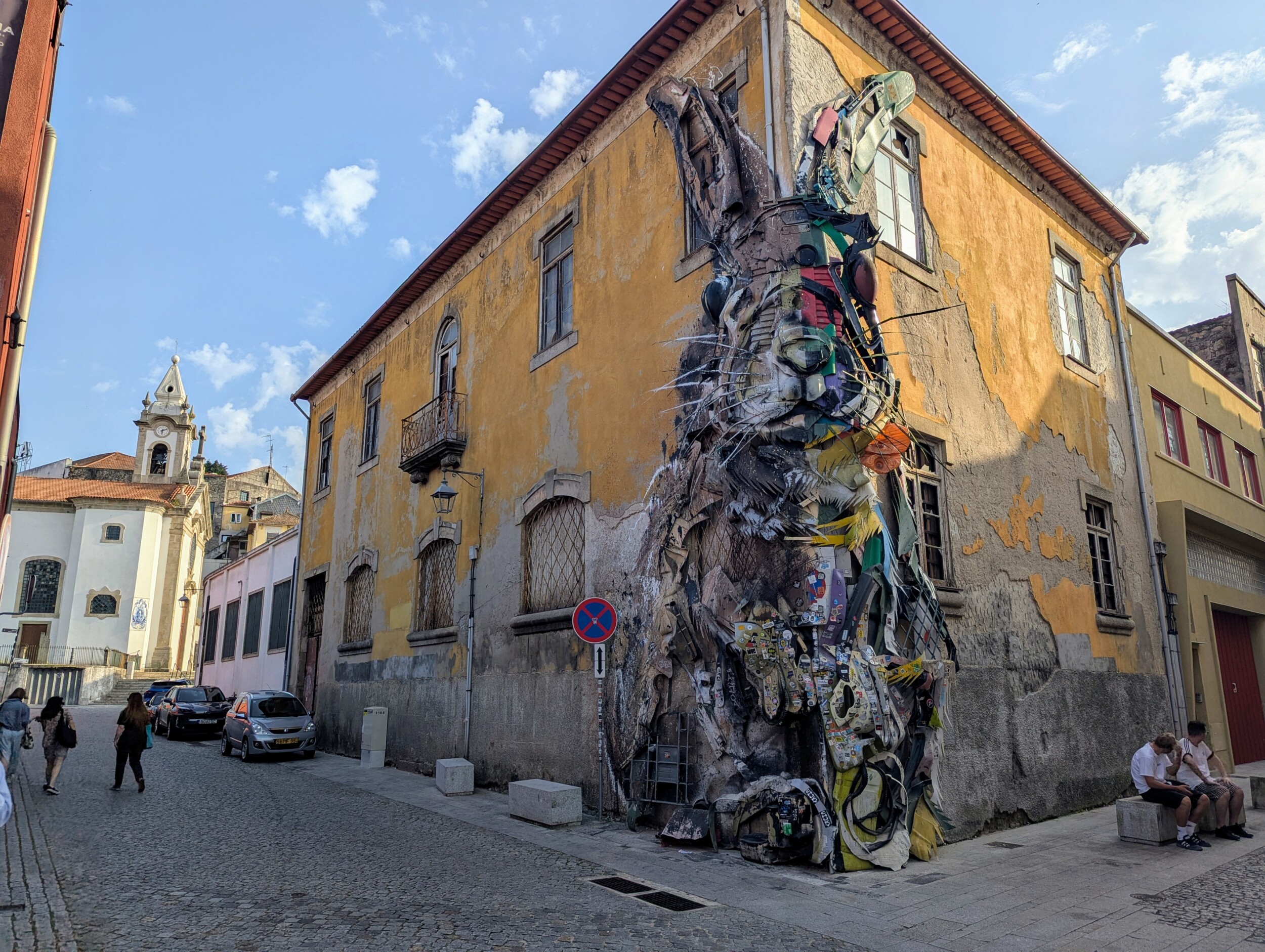 Half Rabbit Bordalo II in Porto - Portugal