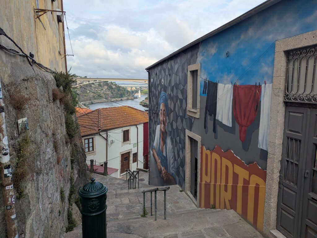 Street art Porto Portugal
