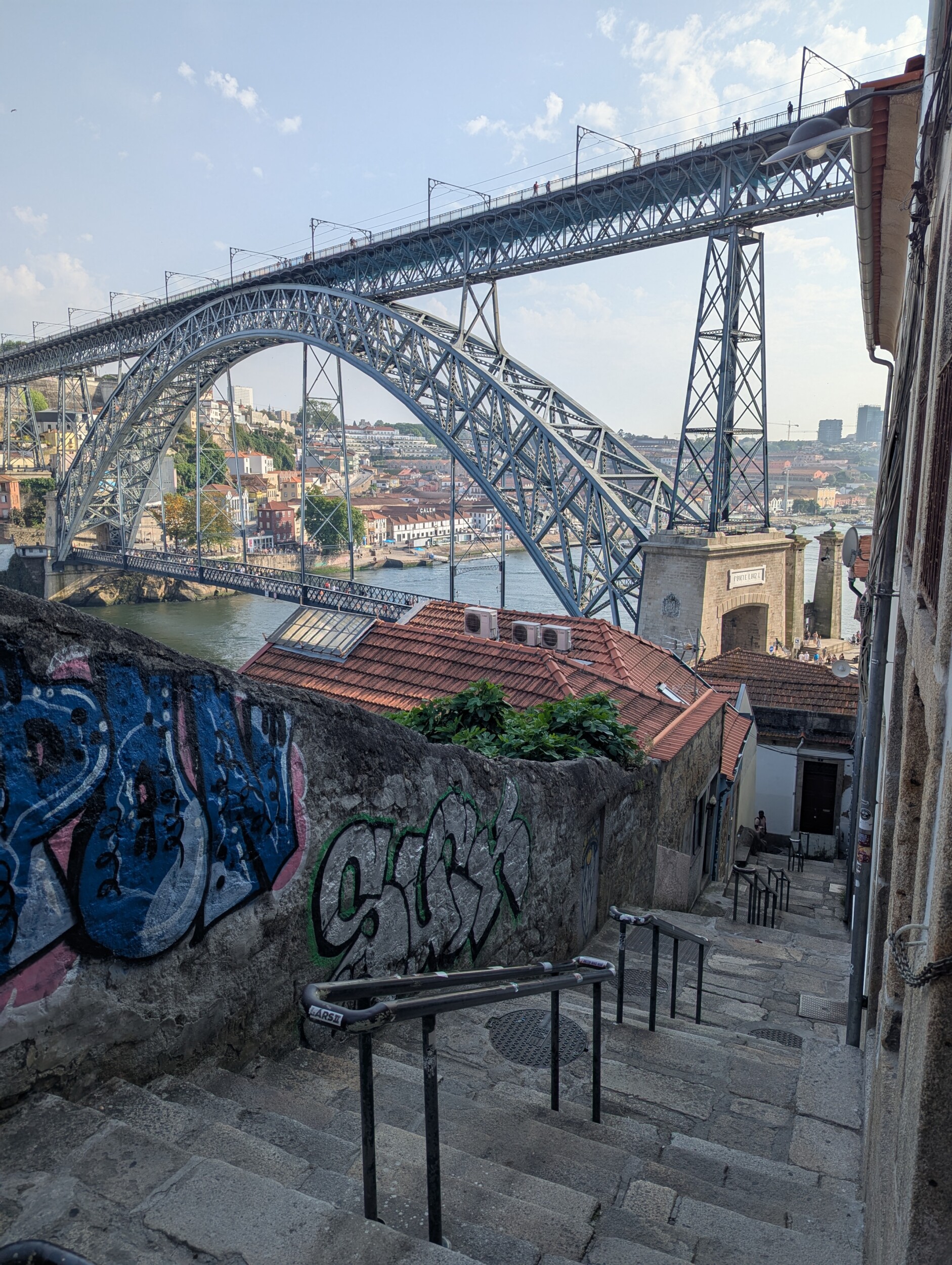 Beklim de Escadas dos Guindais - Bezoek aan Porto