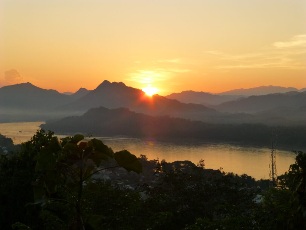 Mooiste zonsondergang van Luang Prabang