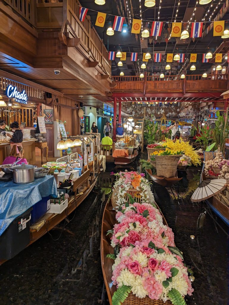 De "Drijvende Markt' in het ICONSIAM - Bangkok