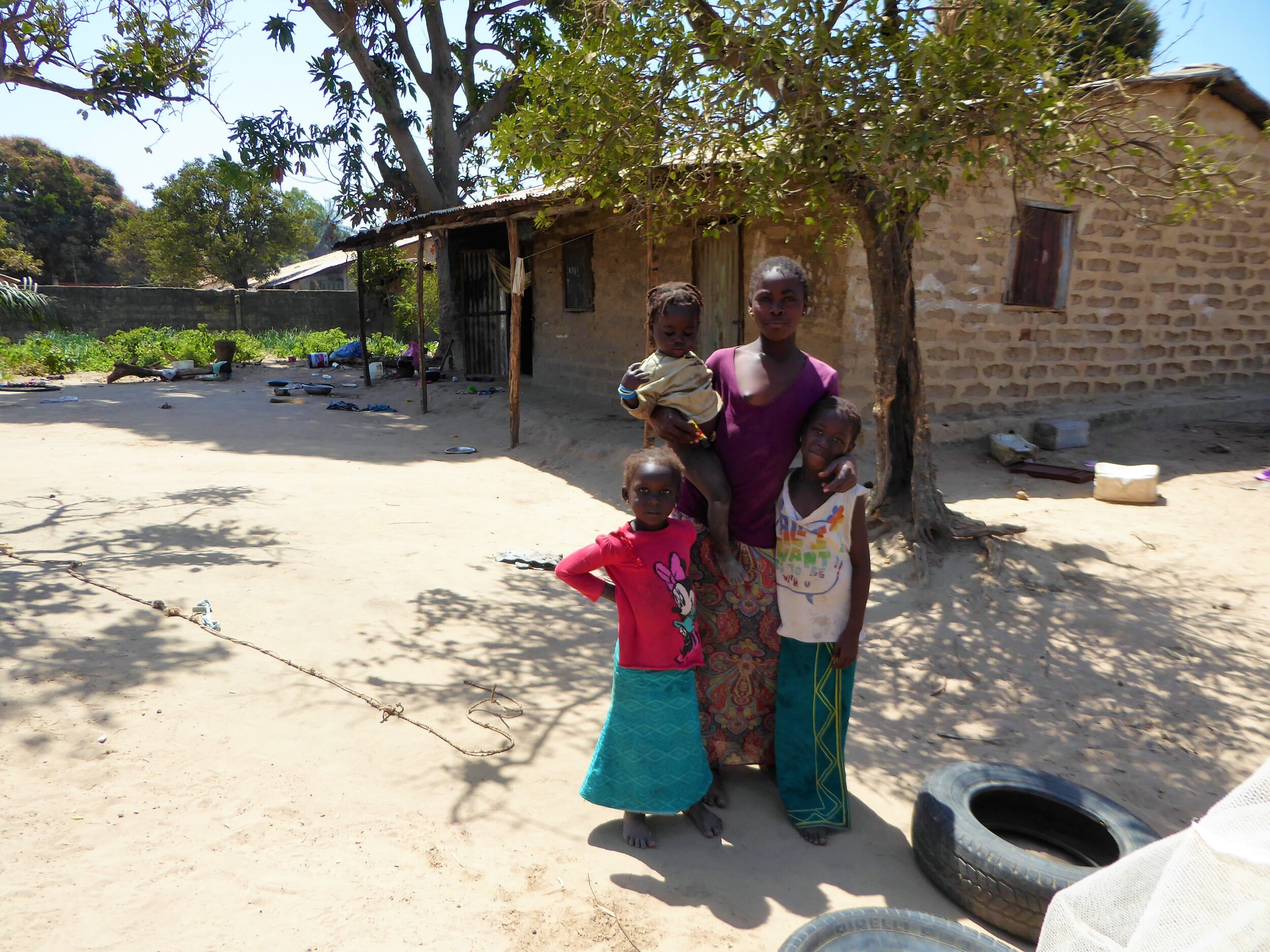 Onderweg naar de Vismarkt van Tanji in The Gambia