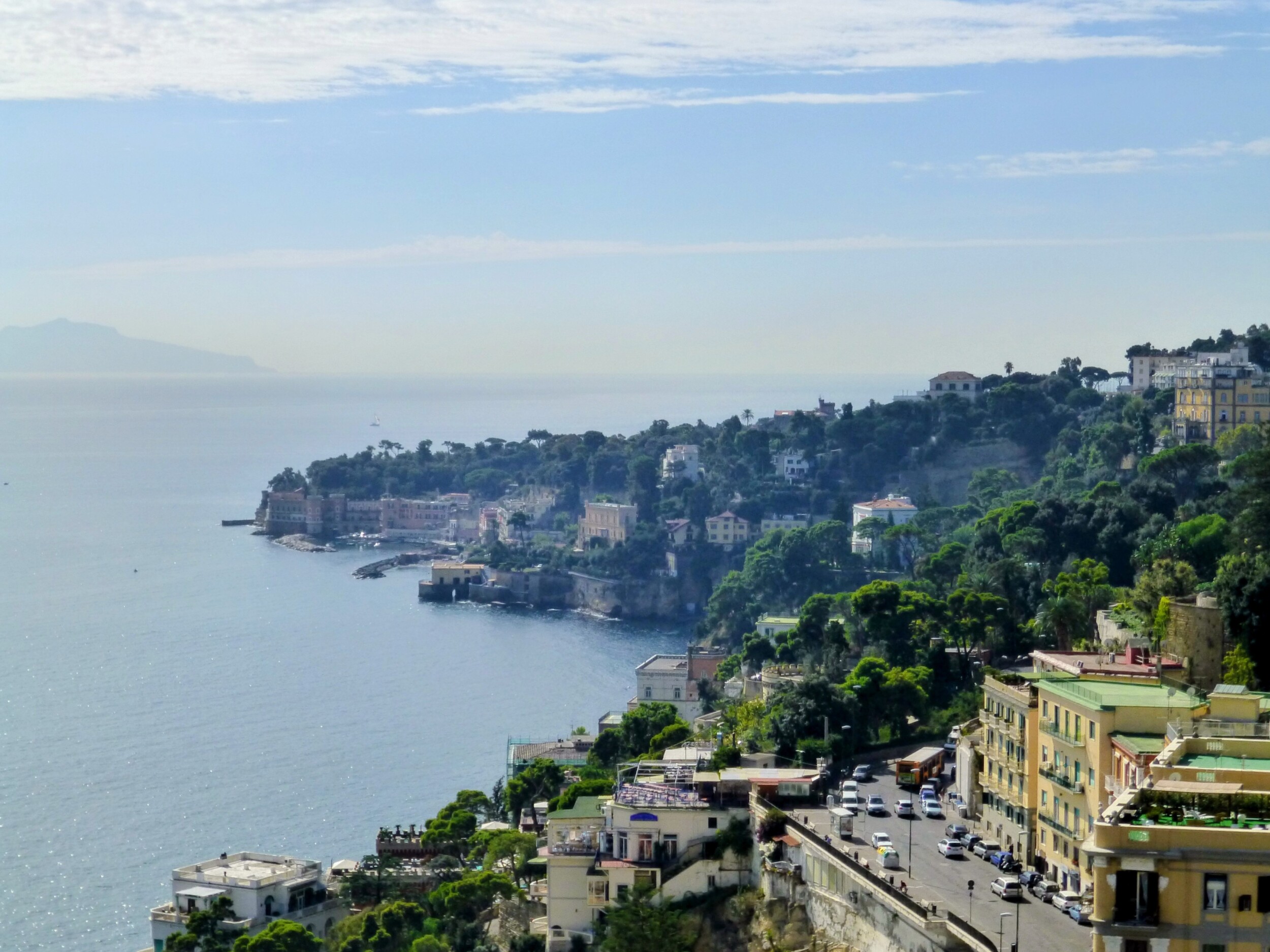 De kust van Napoli - nabij de Amalfikust