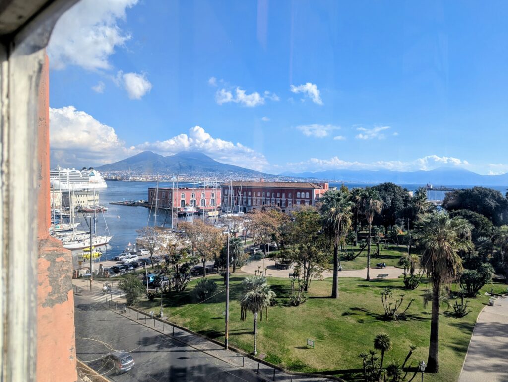 De kust van Napoli - nabij de Amalfikust