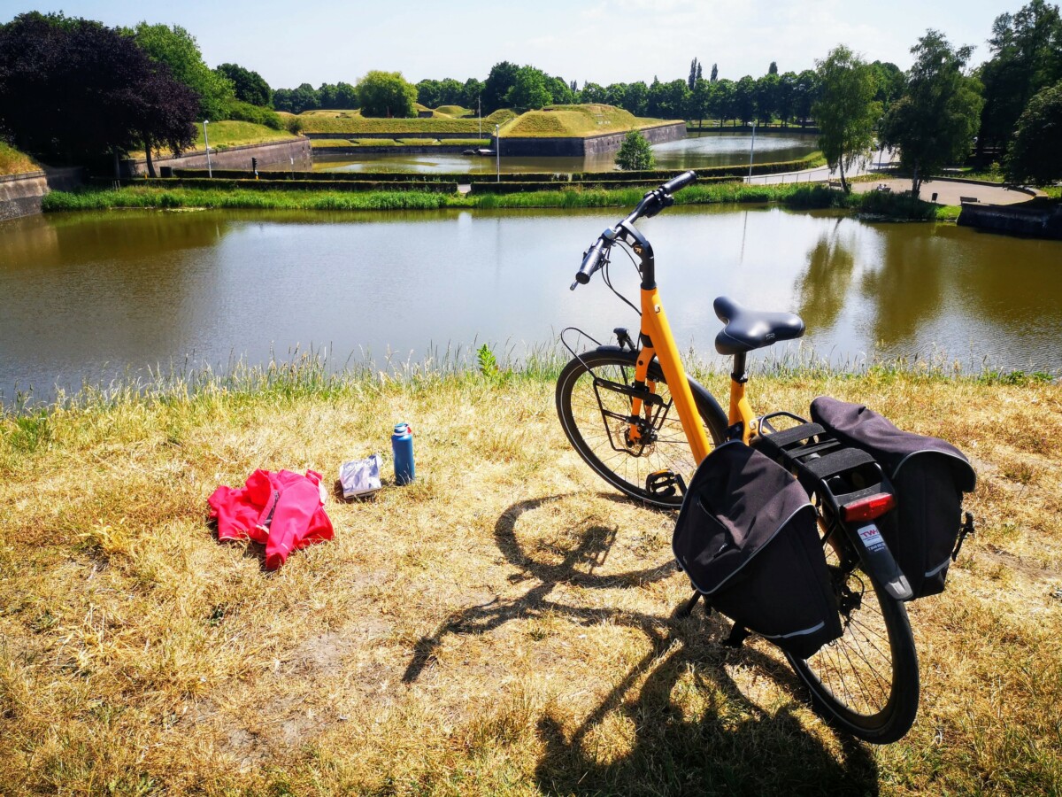 Naarden Vesting met mijn eigen fiets - Zinvol Reizen - In Mogelijkheden Denken