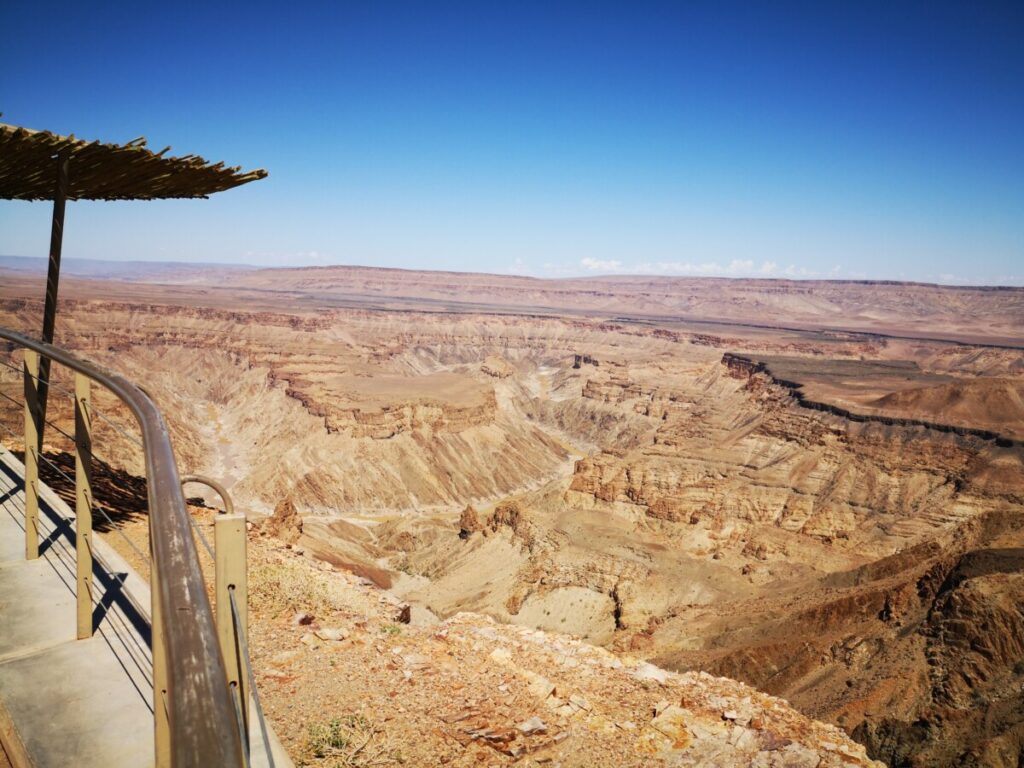 Fish River Canyon vanaf Kokerbomenwoud