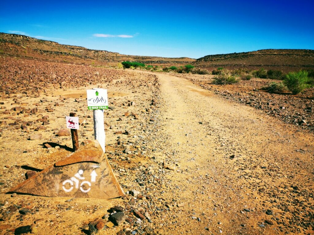 Bike- and hikingtours near Canyon Roadhouse