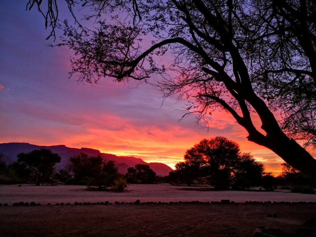 Hoogtepunten Damaraland - Sundowner Brandberg