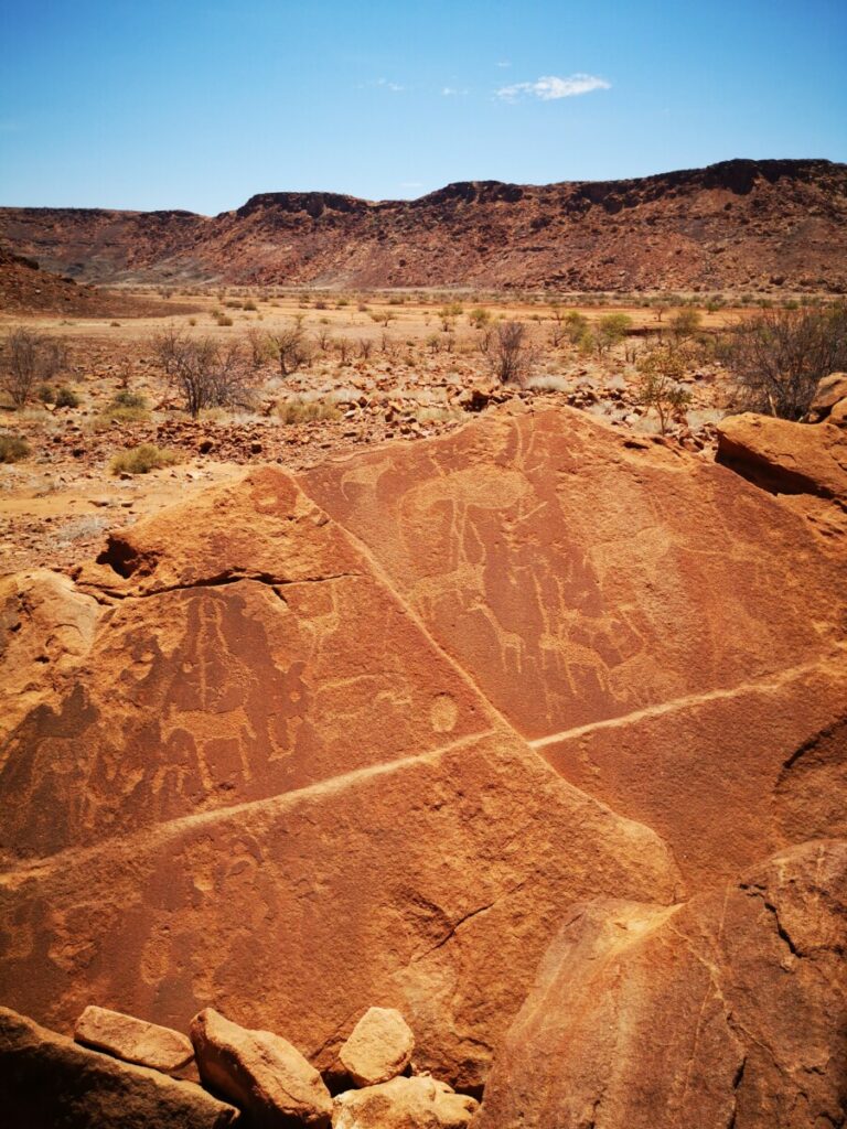 Hoogtepunten Damaraland - Twyfelfontein rotstekeningen