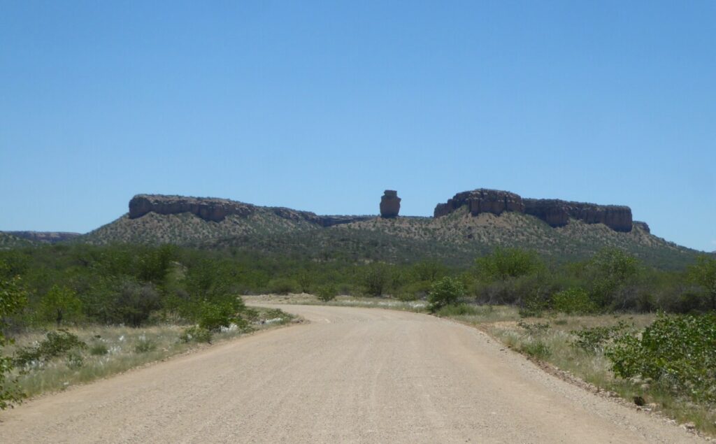 Onderweg naar Vingerklip - Namibie