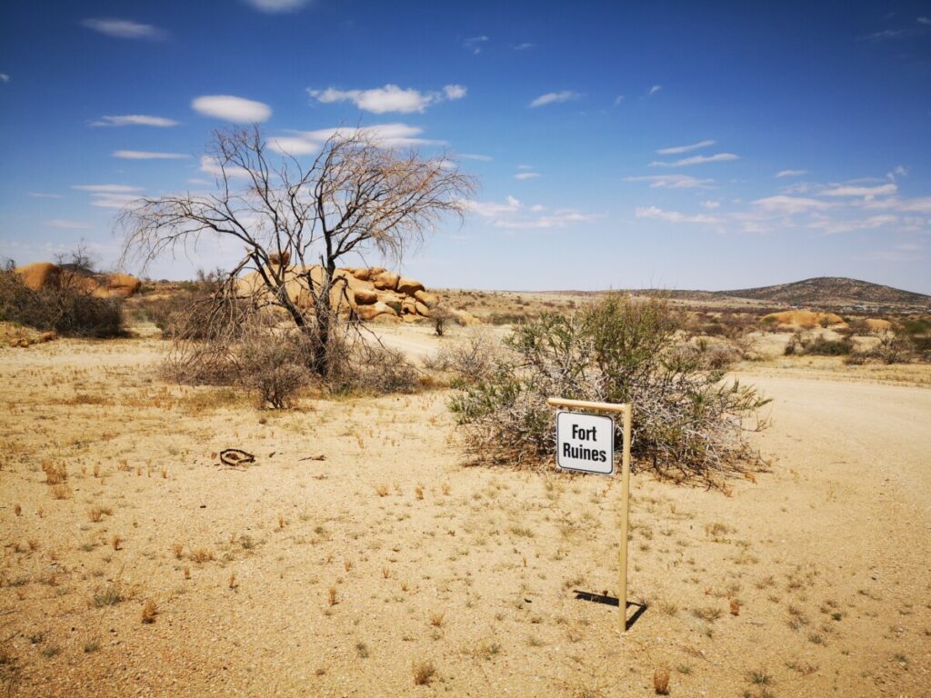 Old Fort Ruins - Bezoek aan Spitzkoppe