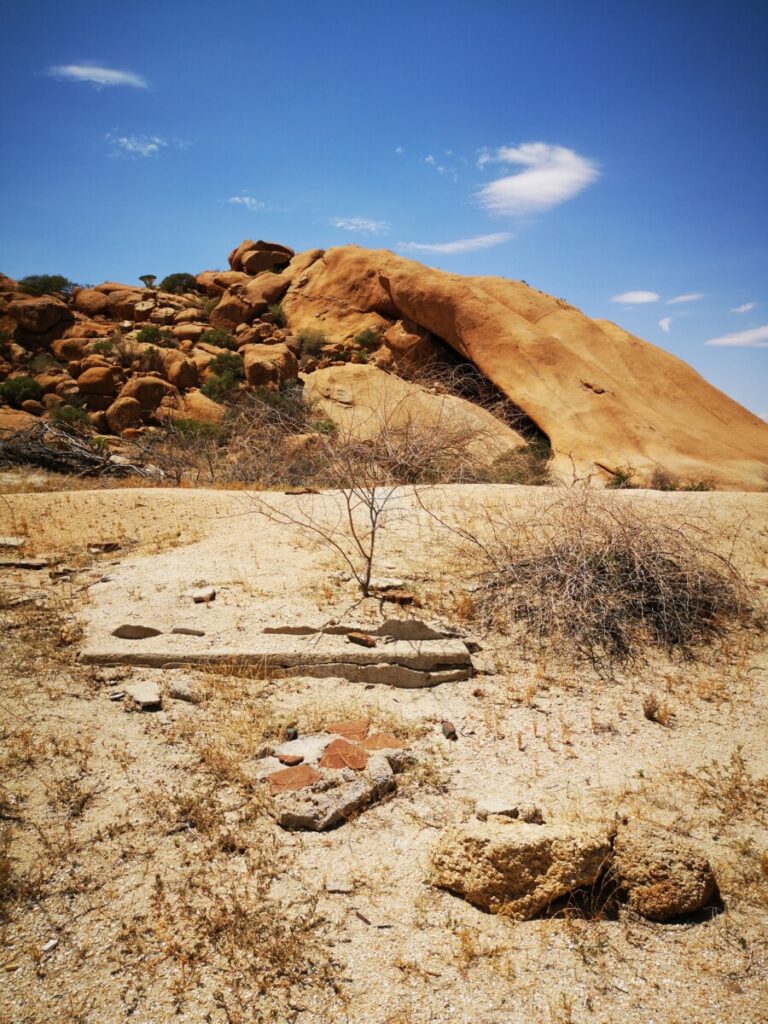 Old Fort Ruins - Bezoek aan Spitzkoppe