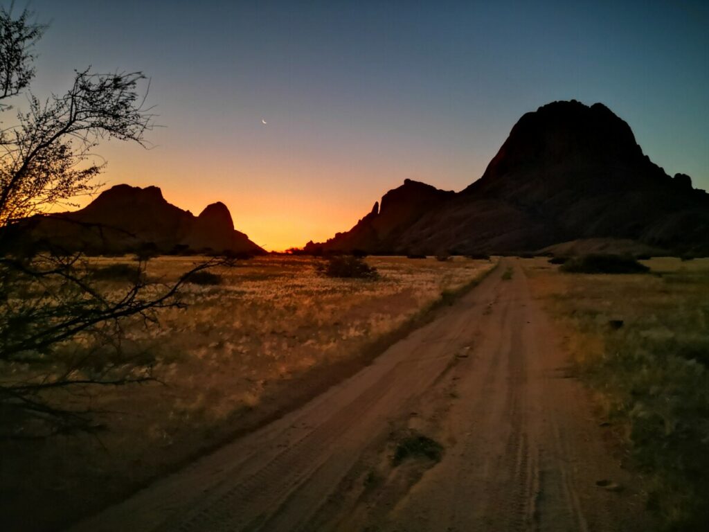 Als je kampeert in Spitzkoppe zie je ook de sundowner