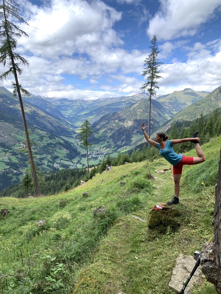 Yoga on the trail - Austria