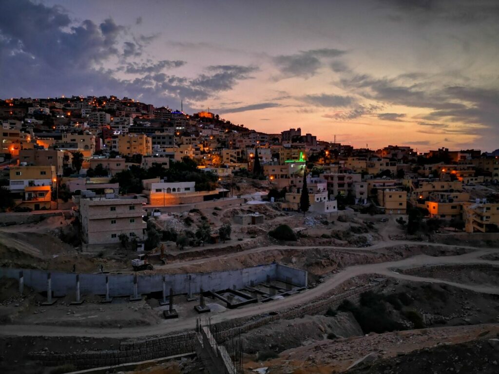 Zicht over Wadi Musa - Petra, Jordanië