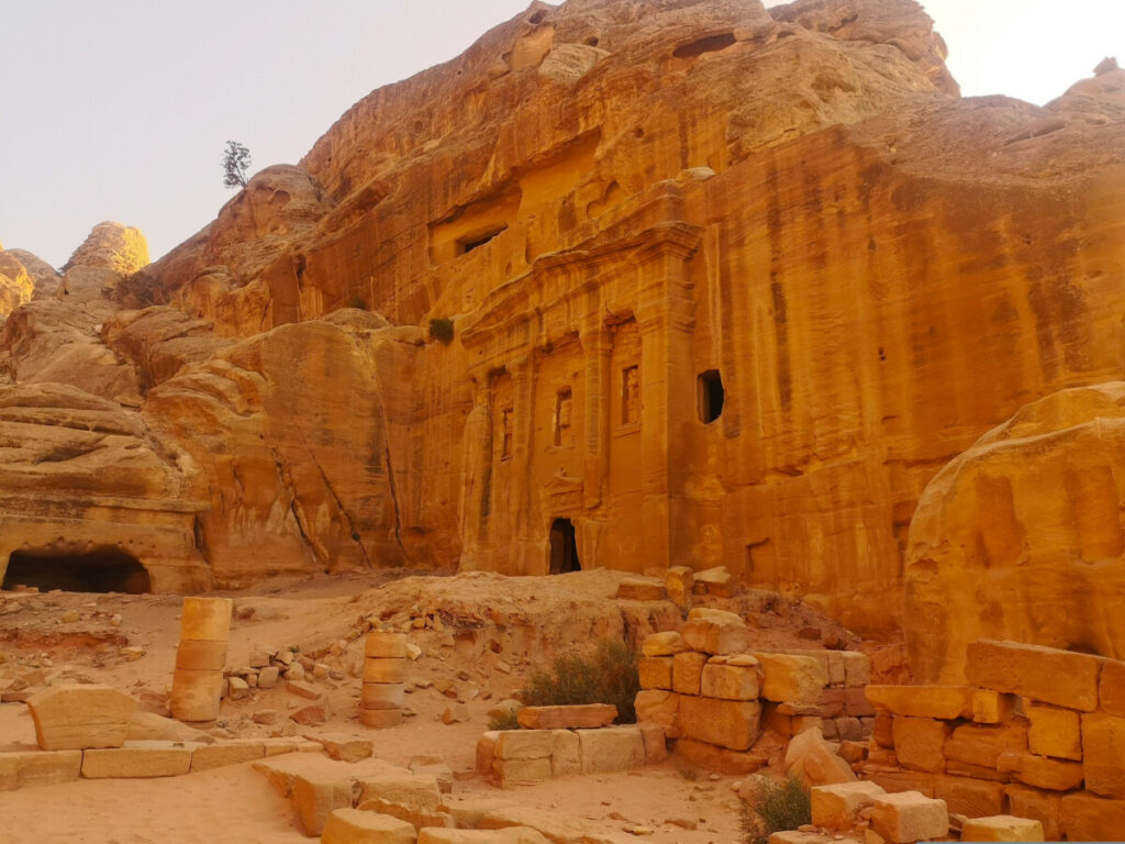 Trail naar de High Sacrifice Place - Petra