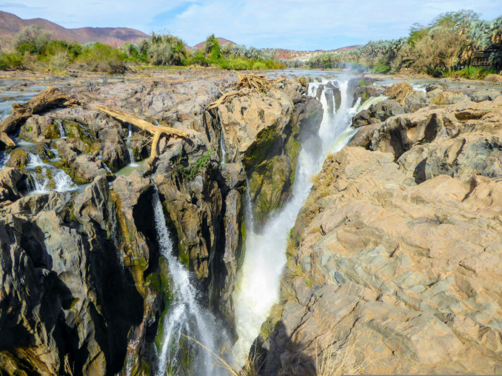 Epupa Falls - De grens tussen Angola en Namibie - Zinvol Reizen