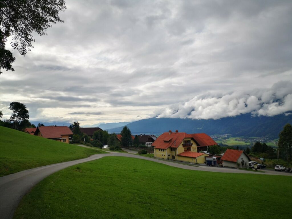 Wijdse Uitzichten op 5 dagen Alpe Adria Trail