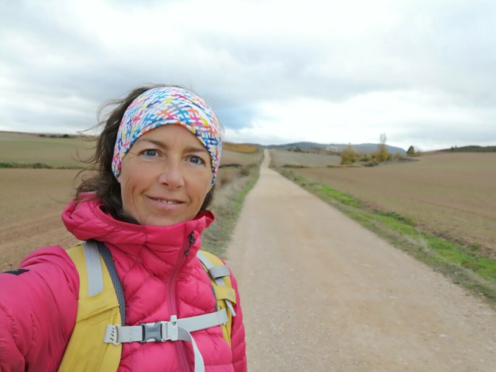 Doing a 8 days pilgrimage? Read about my hike from Pamplona to Burgos - 217 km - Spain