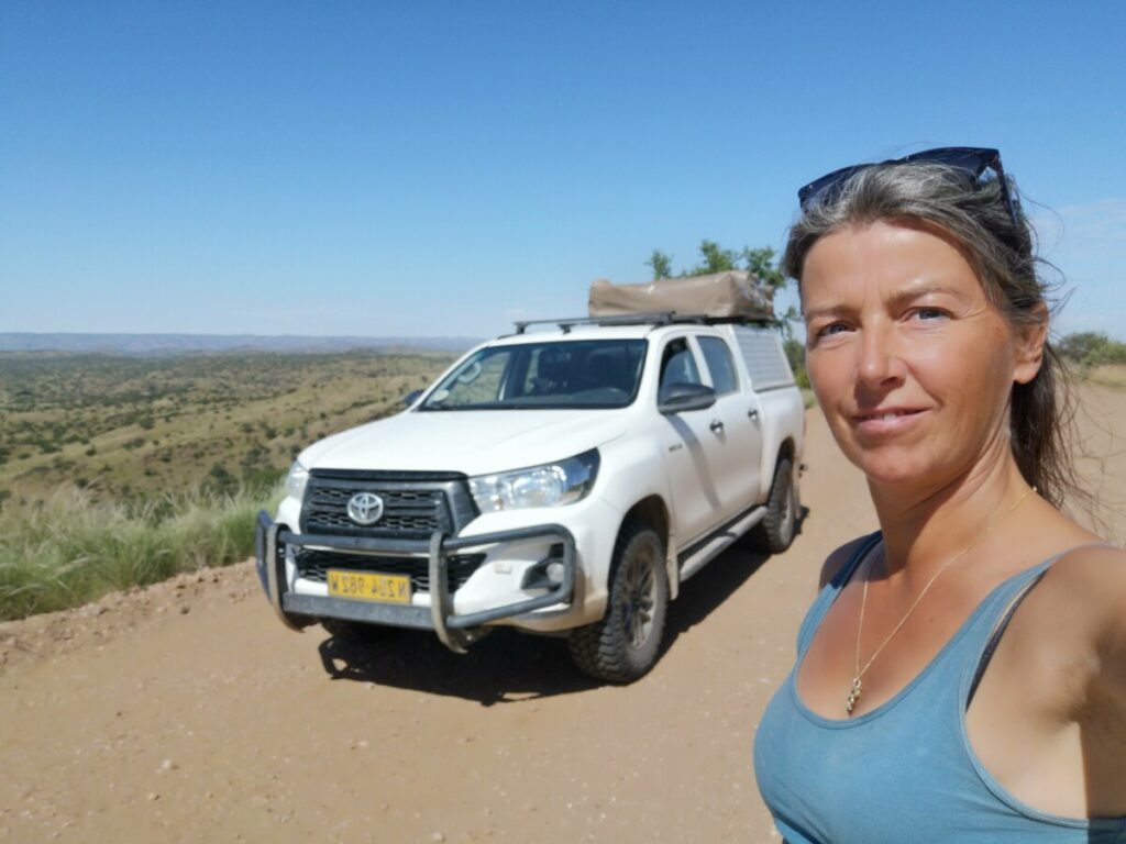 All you need to know for your roadtrip with 4x4 - Do's and don'ts for your 4WD - Solo Travel Namibia