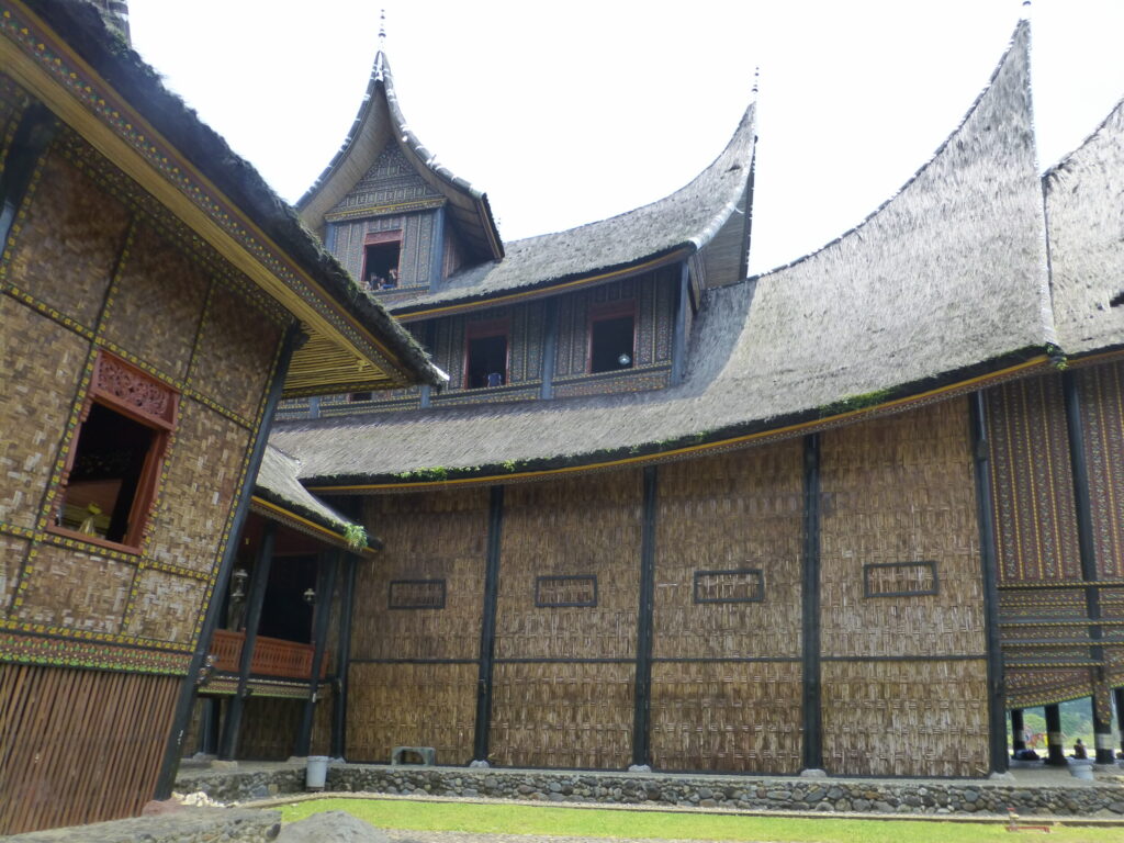 Pagaruyung Paleis West Sumatra - Zinvol Reizen