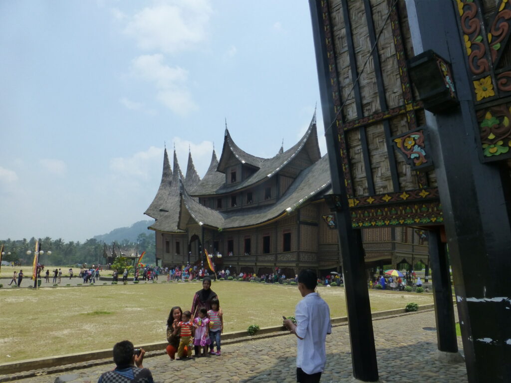 Pagaruyung Paleis West Sumatra - Zinvol Reizen