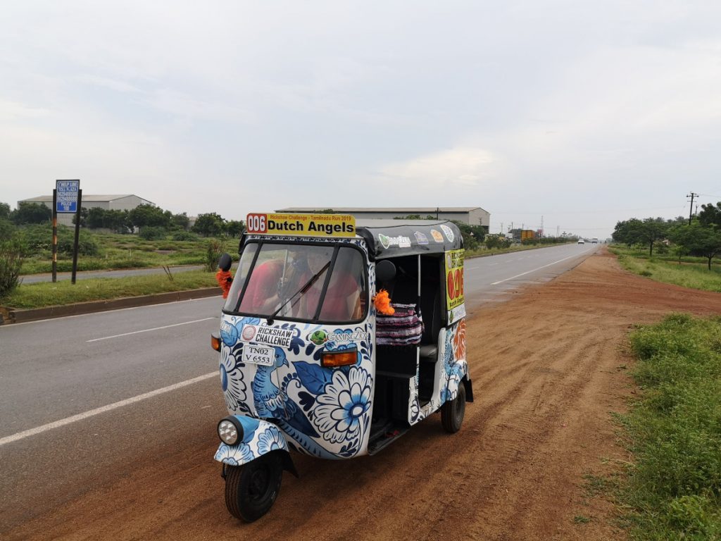 Tamil Nadu Run - Delfts blue Rickshaw