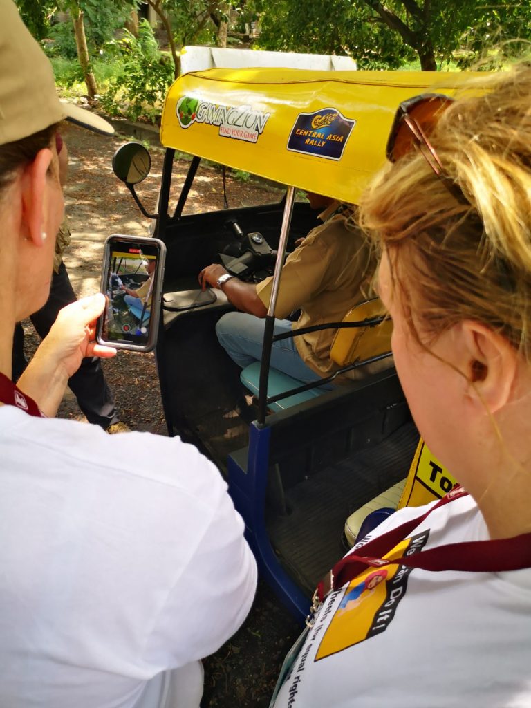 Explanation about the rickshaw and driving lessons