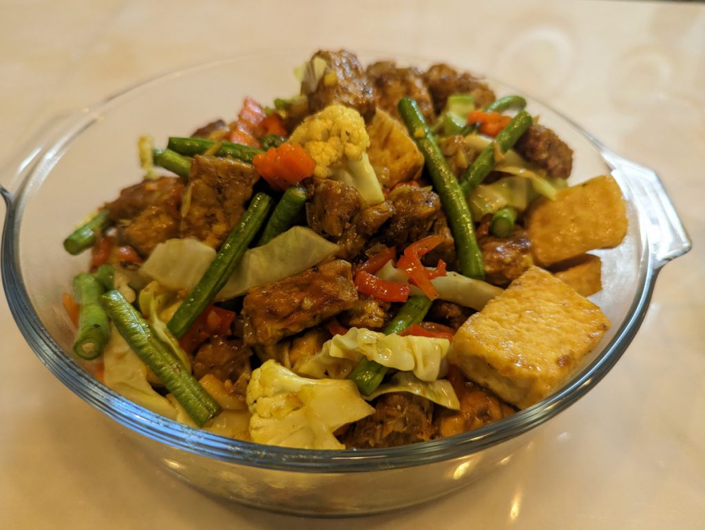 Groente Mix - verschillende groentes met tempeh en tofu