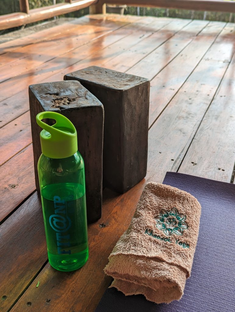 Yoga class at Khaosok Yoga in Khao Sok National Park - Thailand