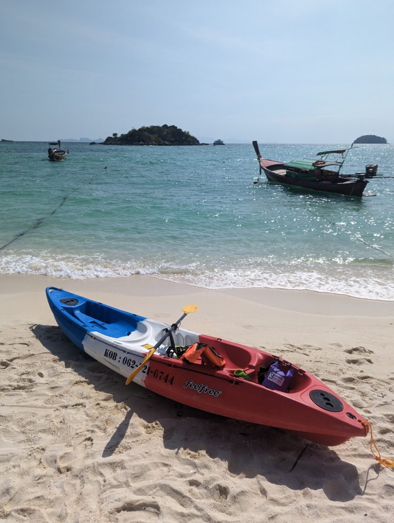 Kayakken bij Koh Lipe - Ko Tarutao NP, Thailand