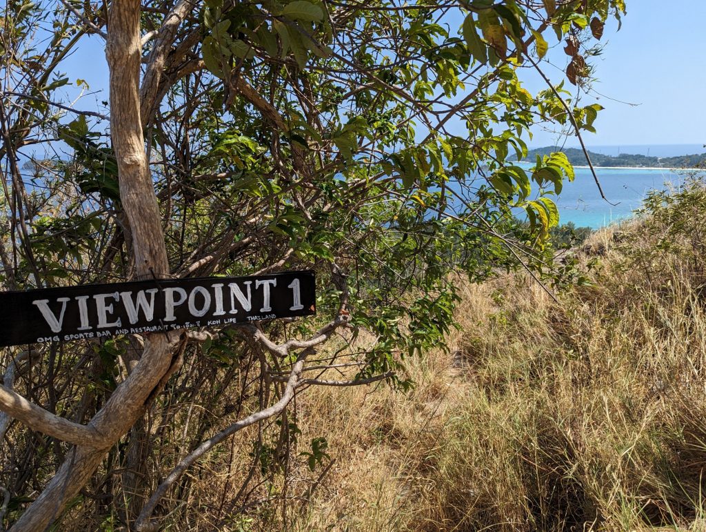 Wandelen op Ko Adang bij Koh Lipe - Tarutao NP Thailand