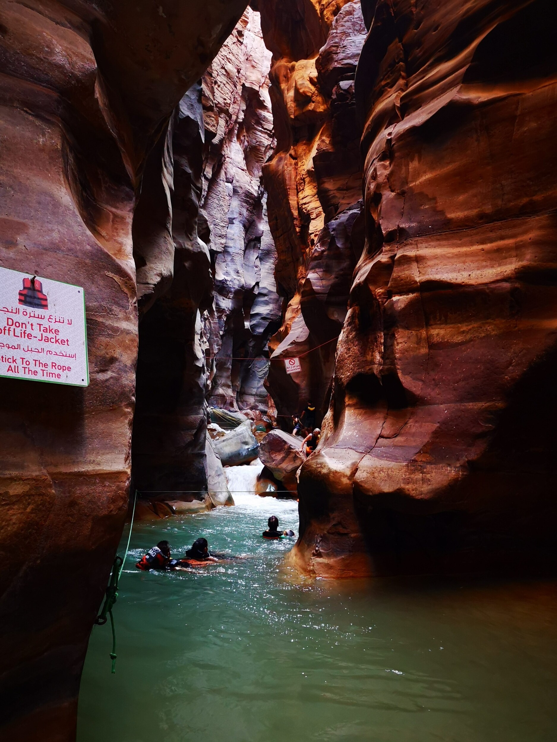 Avontuurlijke wandeling in de Wadi Mujib - Jordanië