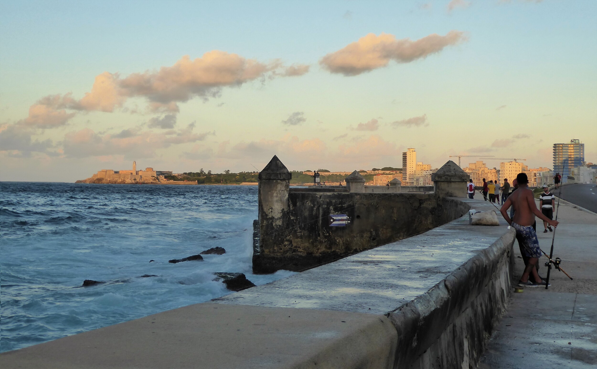 Sunset op de Malecon Havana Cuba