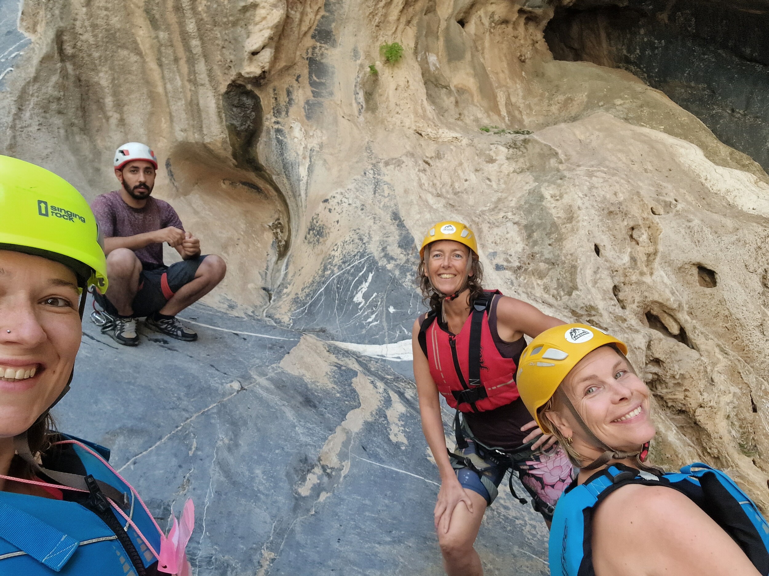 Het ultieme avontuur in de Snake Canyon - Oman Het ultieme avontuur in de Snake Canyon - Oman