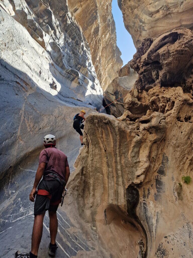 Abseilen in de Snake Canyon - Oman