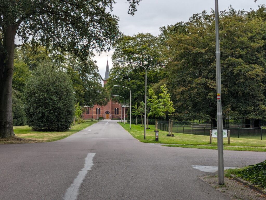 Dennenoord Zuidlaren - Sinds 1895 een veilige plek voor psychiatrische patiënten - Etappe 4 Pieterpad