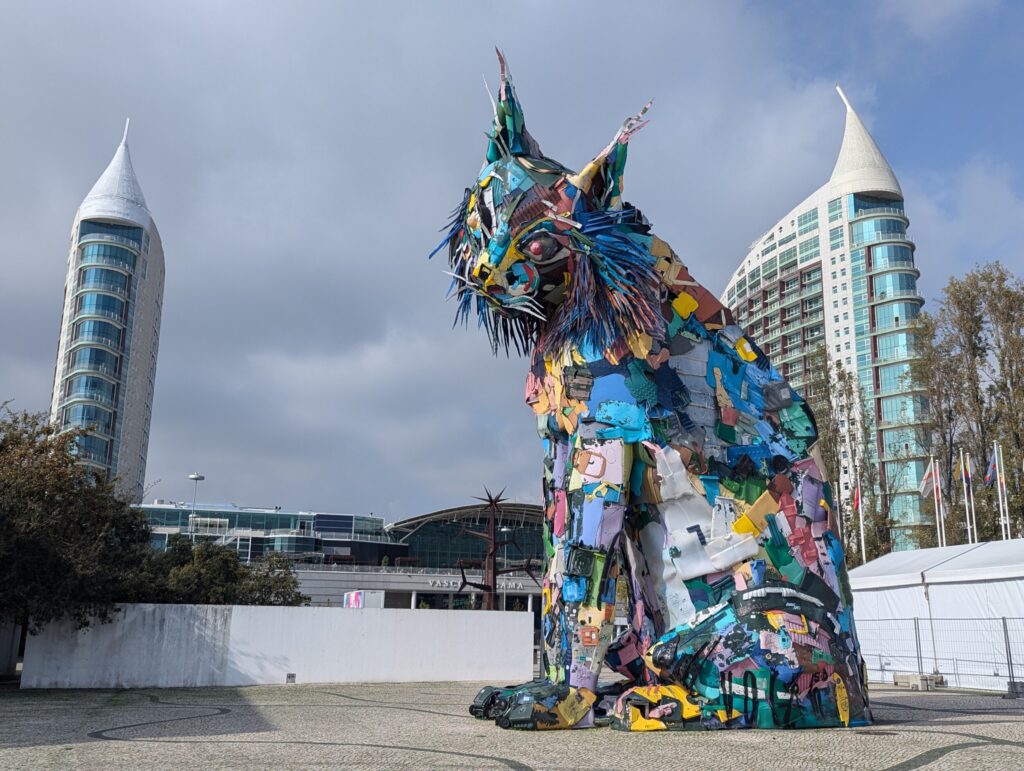 Kunst van Bordalo II - Cat op Oriente - Lissabon - lissabon street art locaties bordalo