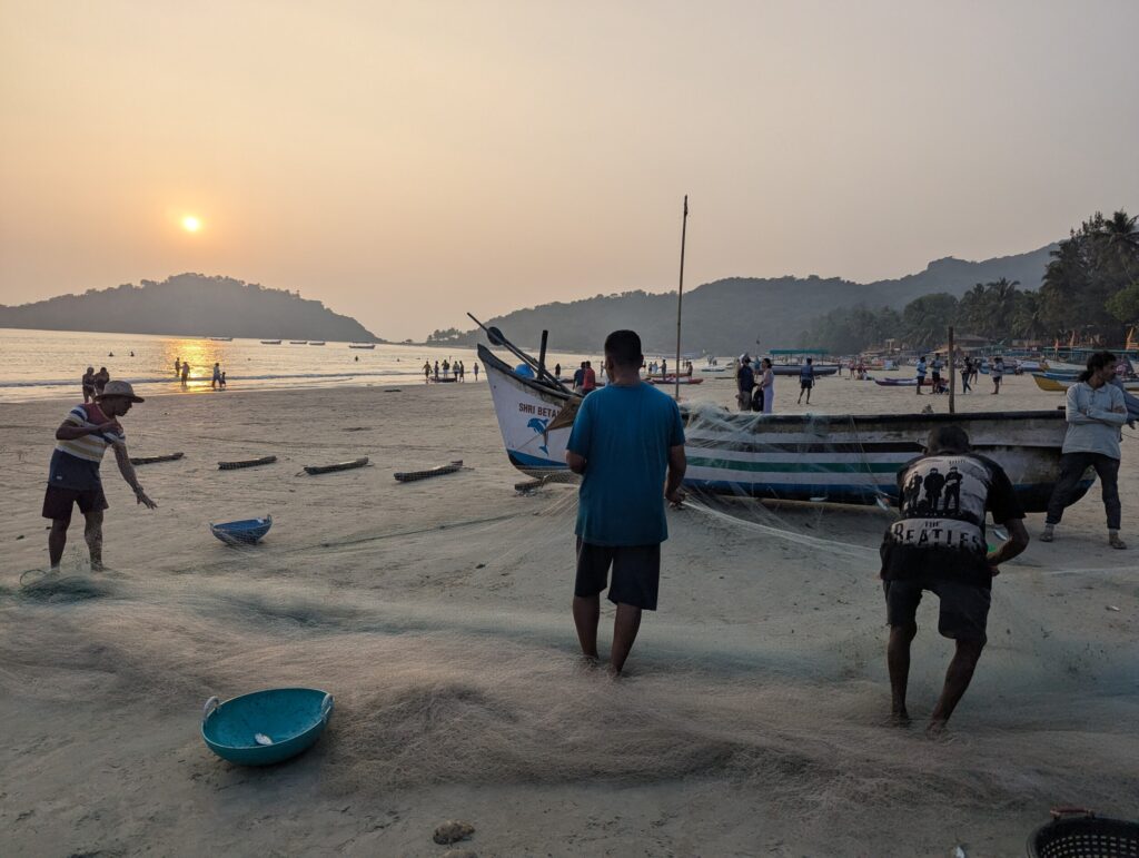 Het strand van Palolem bij zonsondergang - Goa