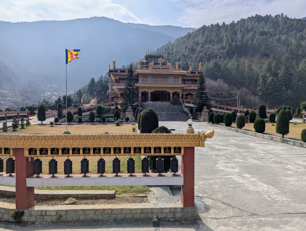 Thupsung Dhargye Ling Buddhist Monastery nabij Dirang