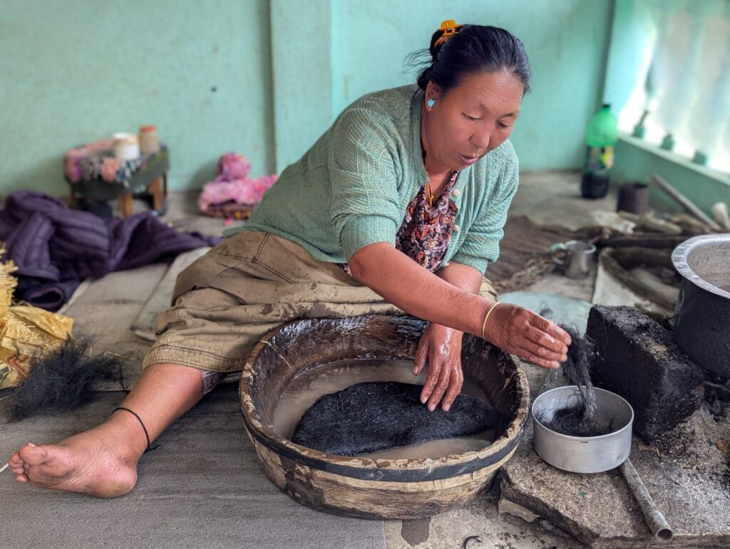 Yak hoeden maken in de Himalaya - Arunachal Pradesh