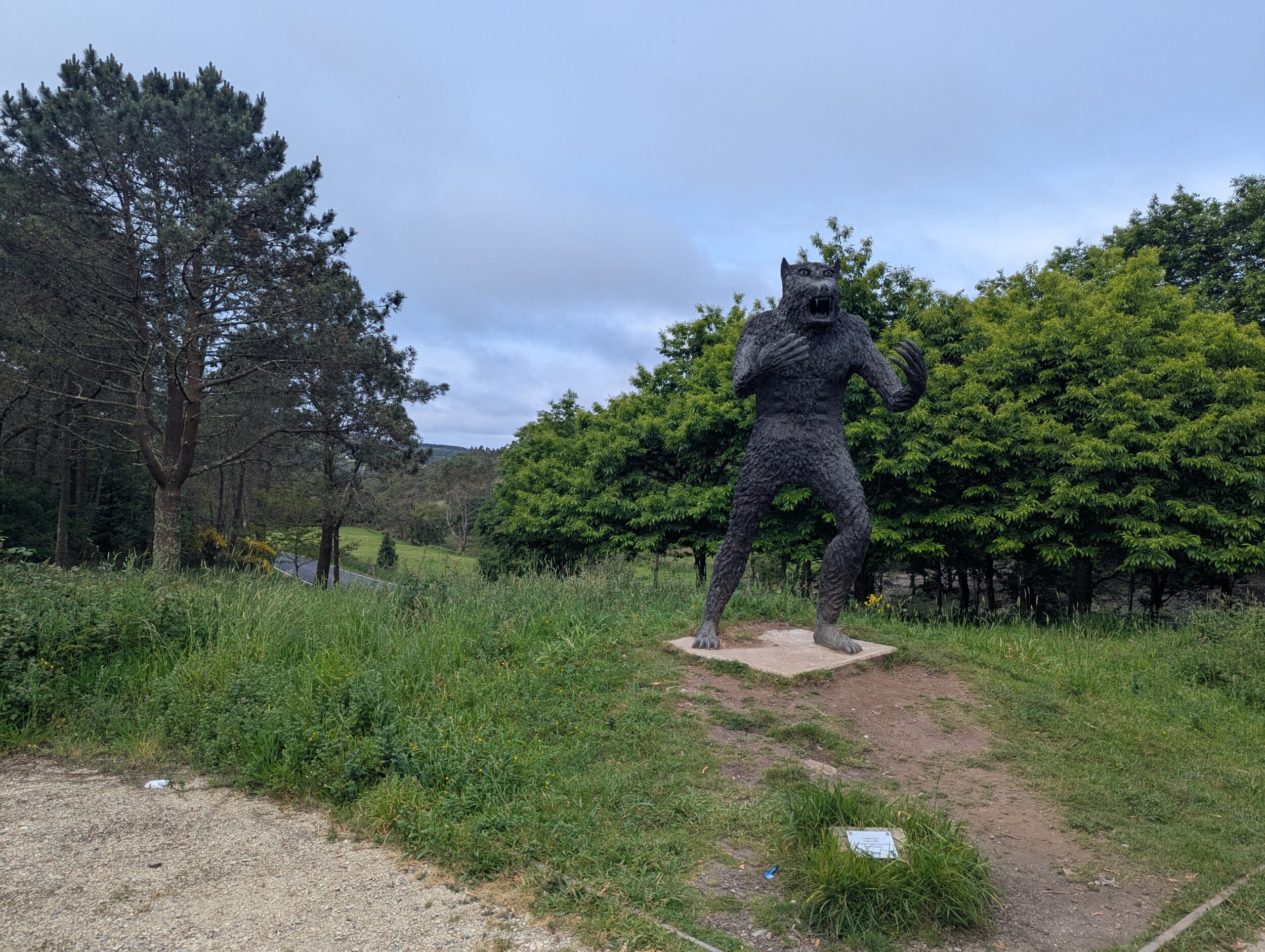 Vakner, weerwolfbeeld op de camino Finisterre - Spanje