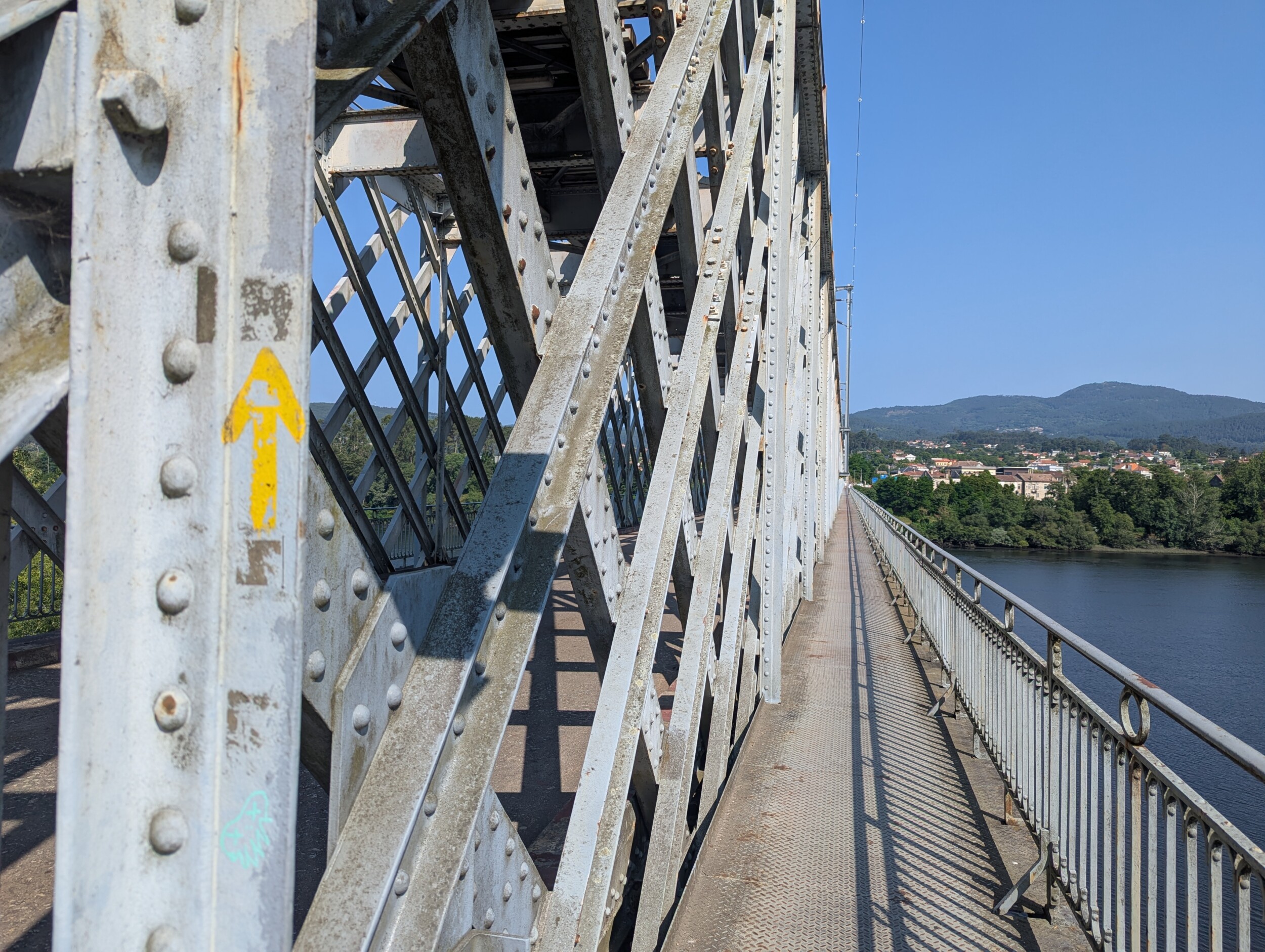 Ponte Internacional - De brug tussen Spanje en Portugal geinspireerd door Eiffel's werk
