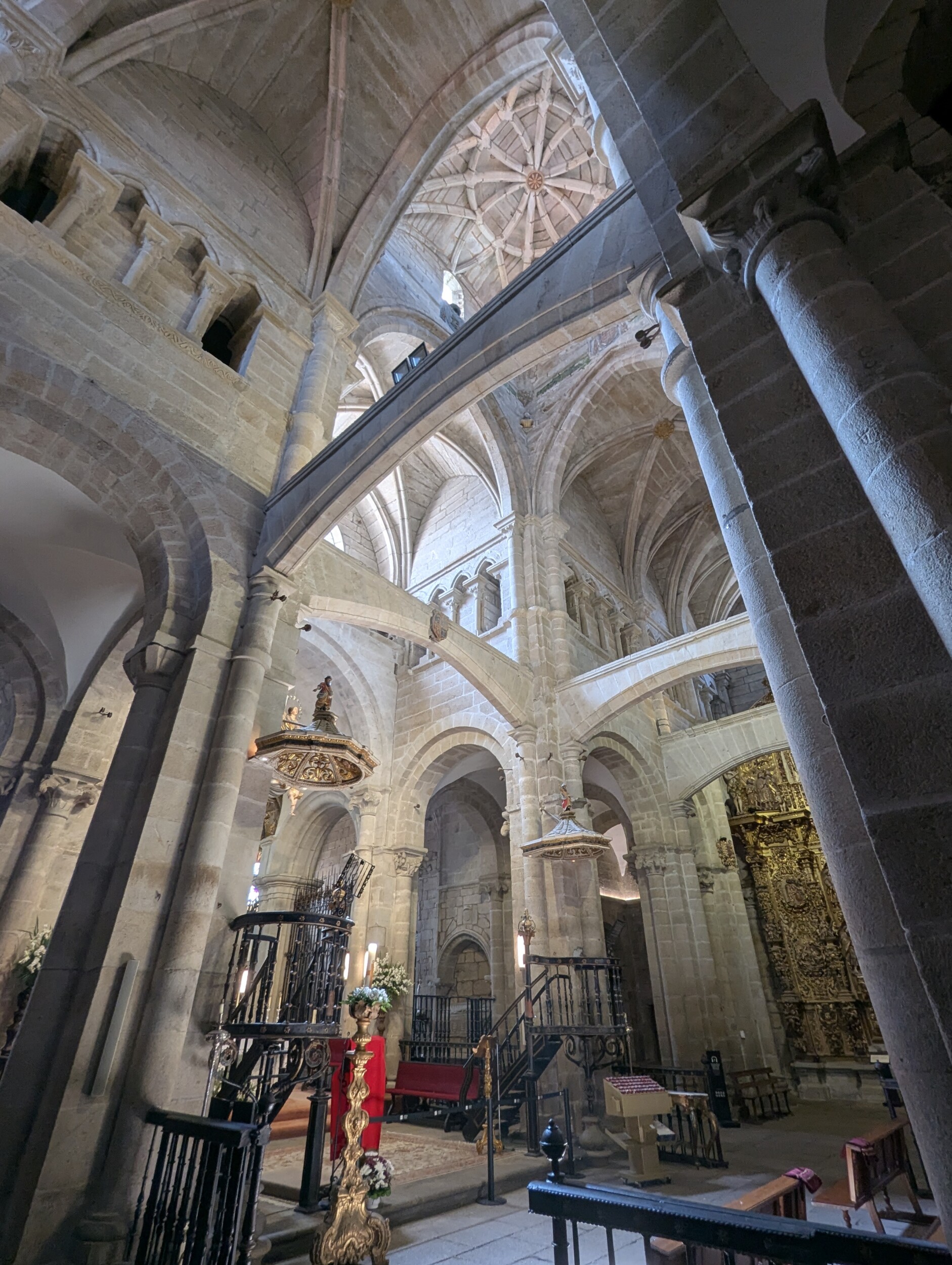 Kathedraal in Tui - Spanje, must see voor pelgrims