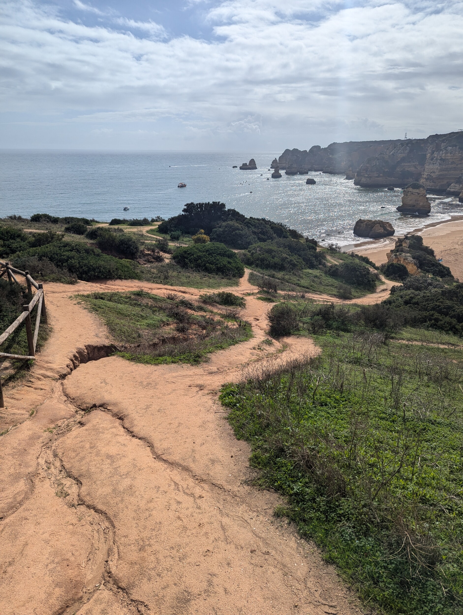 Wandelen langs de kust bij Lagos