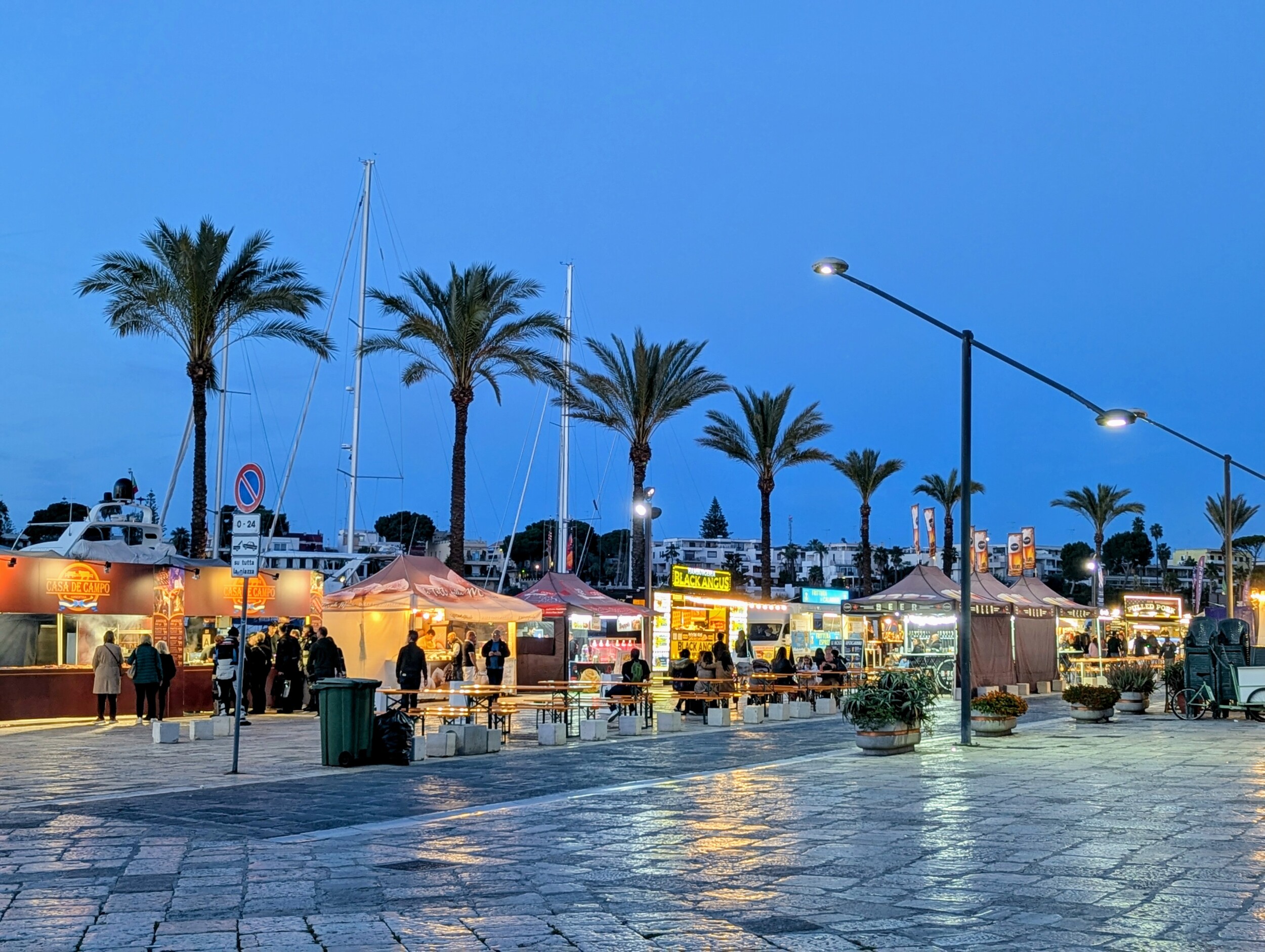 Brindisi Lungomare - Zinvol Reizen Roadtrip Puglia