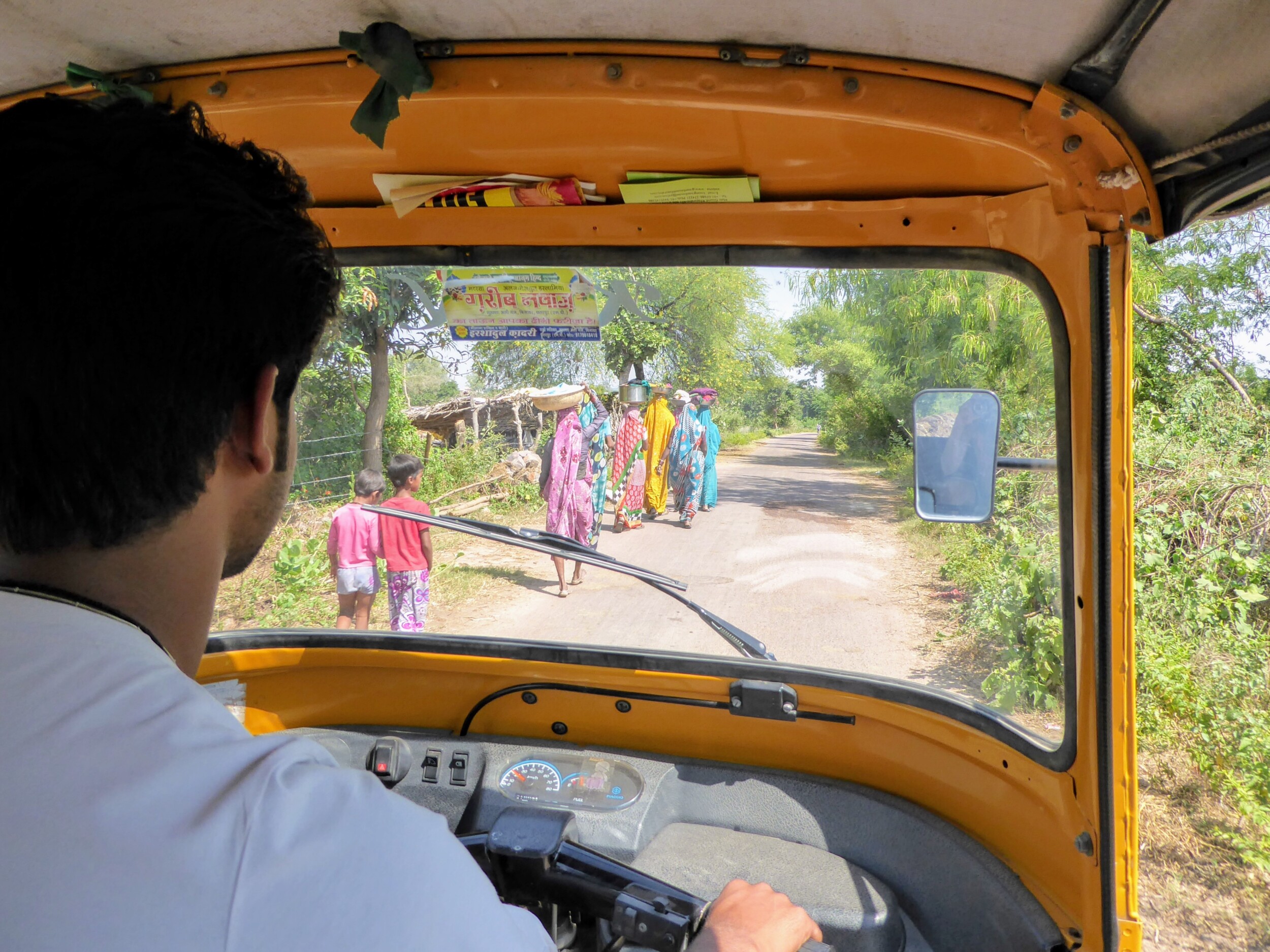 Met Rickshaw naar de tempels van Khajuraho - India