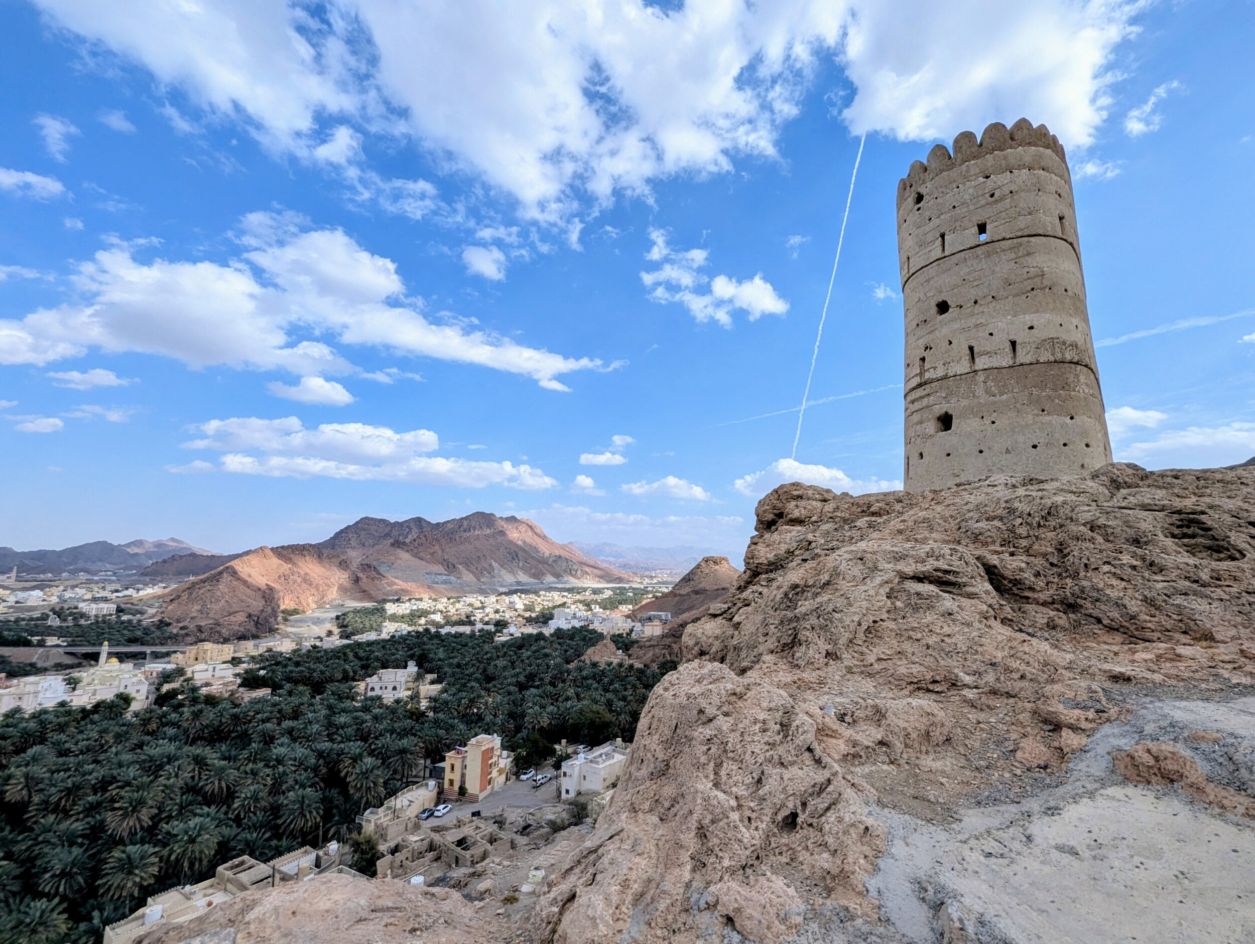 De toren van Fanja Fort in Fanja Oman
