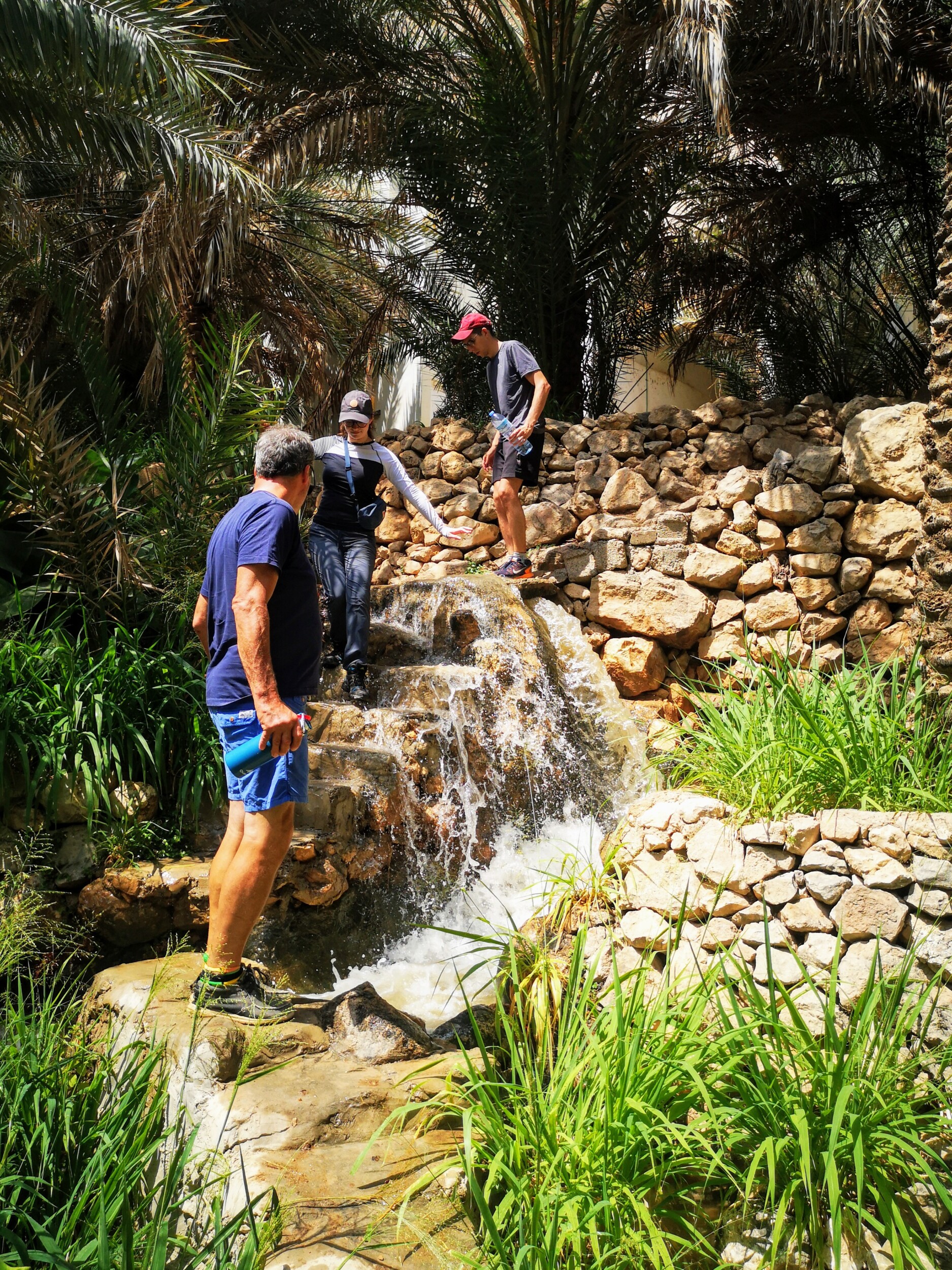 De weg naar de Wadi Tiwi / Wadi Mibad - Oman