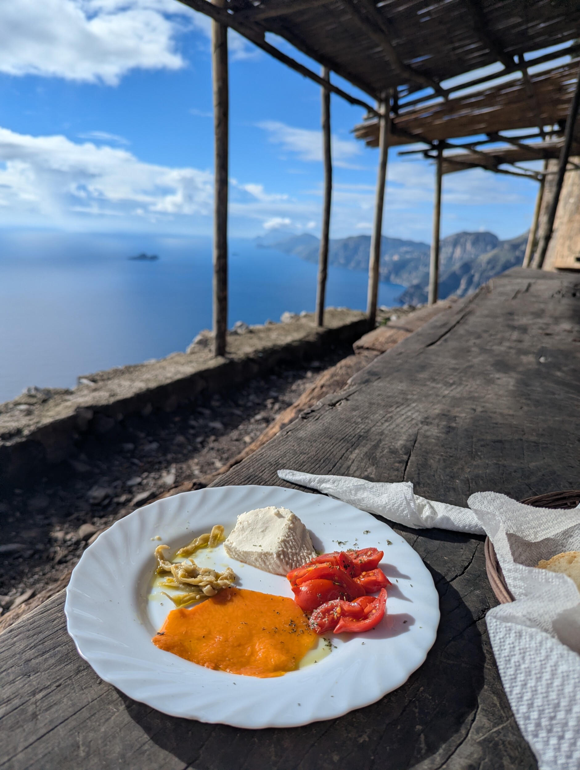 Lunch bij Path of the Gods langs de Amalfikust - italie - Sentiero degli Dei